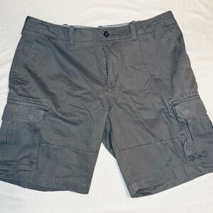 Tommy Hilfiger Gray Cargo Shorts with Utilitarian Design